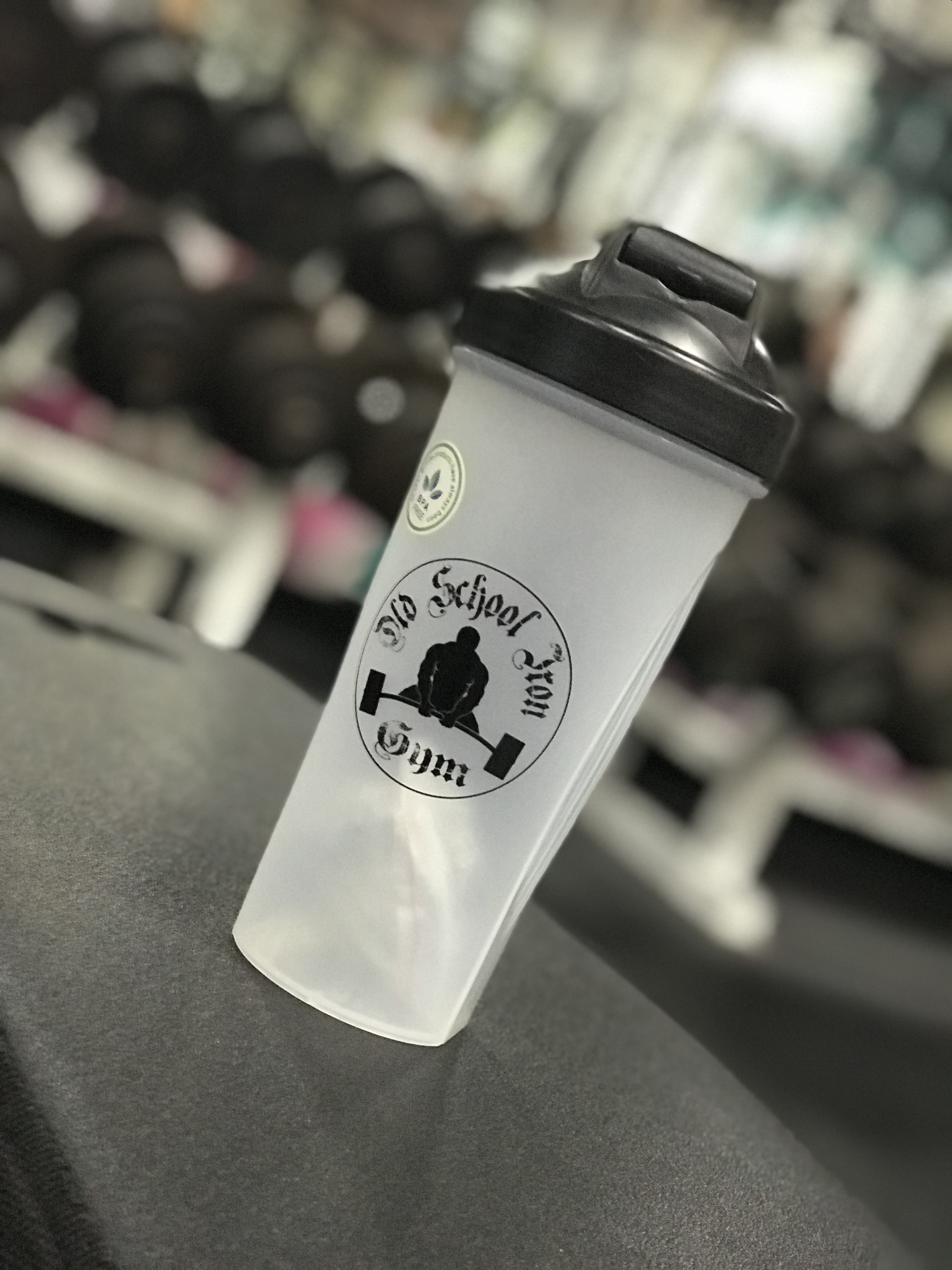 20 oz. Shaker Cup with Ball Old School Iron
